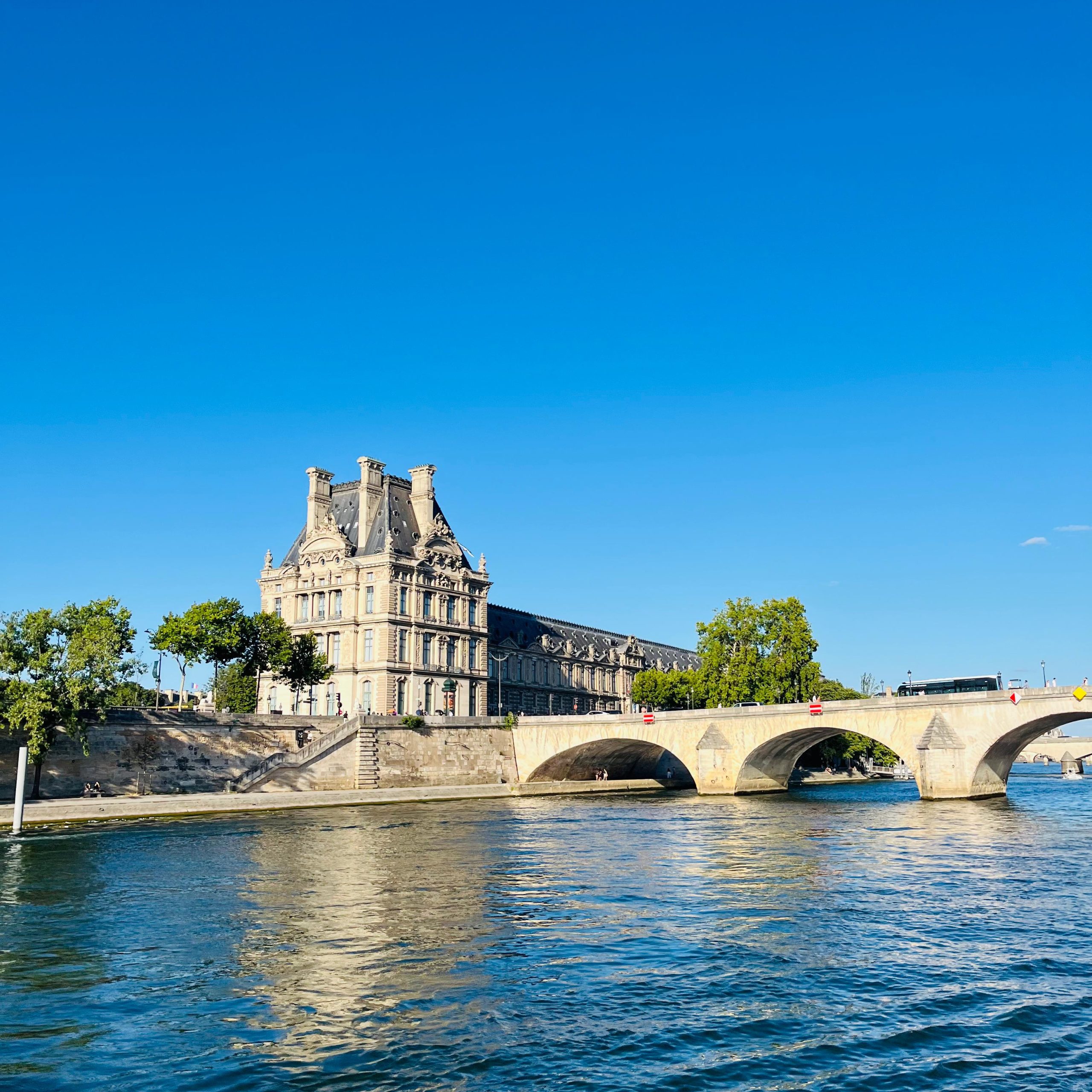 DIA 13 - PASEO POR EL SENA, PARIS.