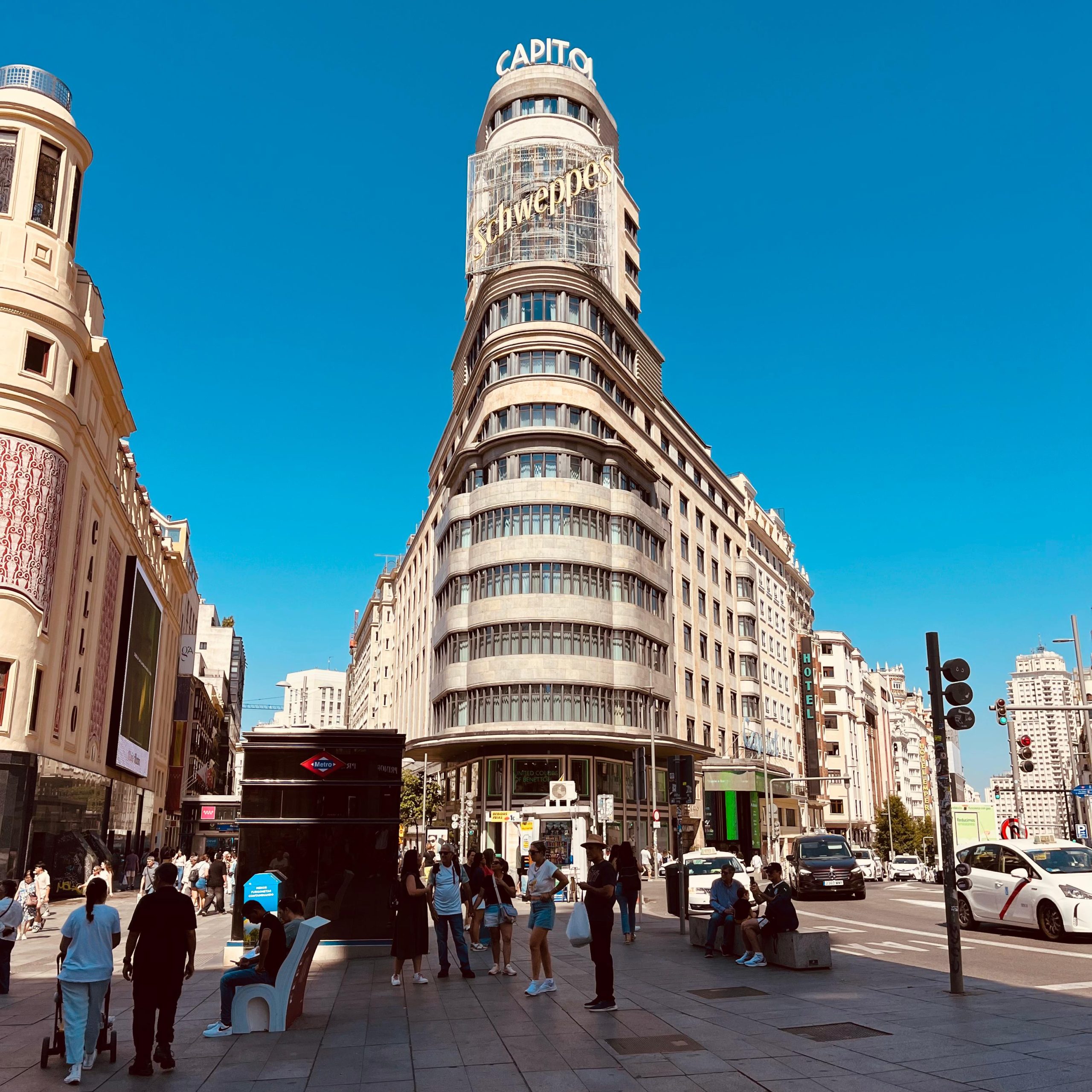 DIA 9 - VUELO A MADRID. 