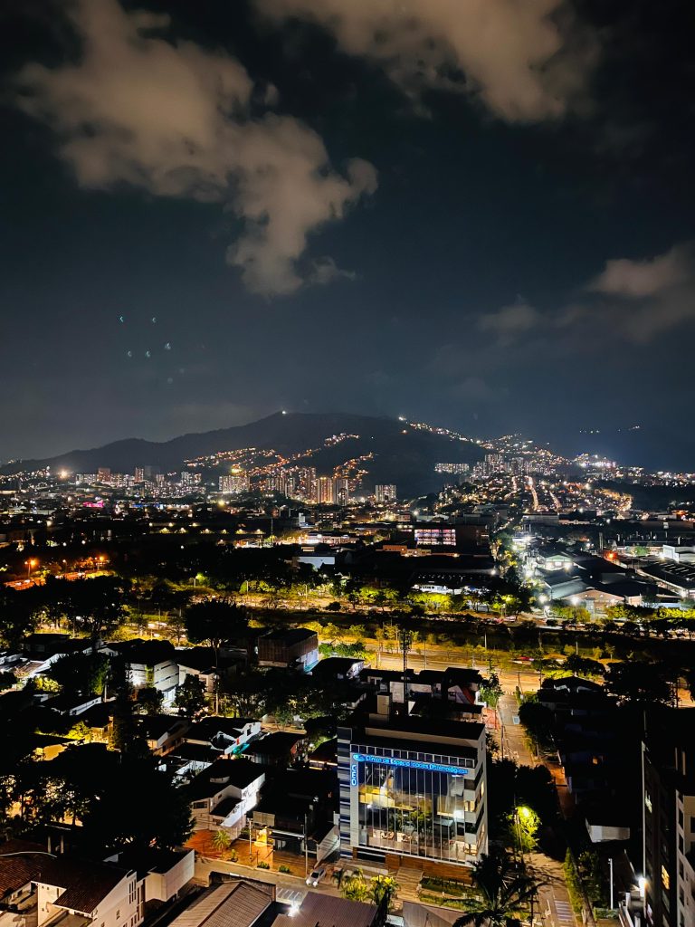 🇨🇴 Como llegué al corazón paisa de Colombia, Medellin.